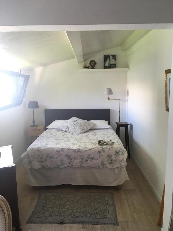 Le Buzet Bleu Bed & Breakfast Нуармутье Экстерьер фото
